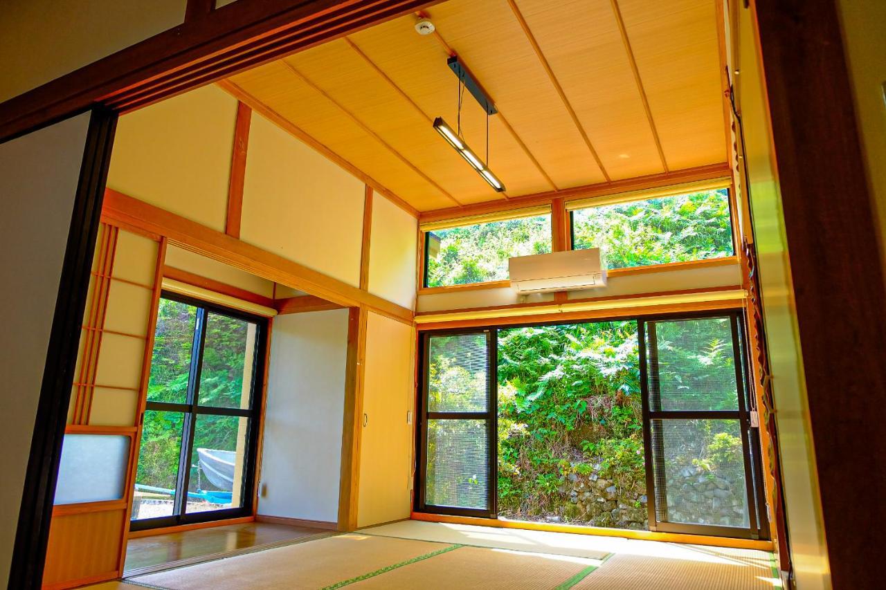 四万十川まで歩いて行ける 一棟まるっと貸し切りの宿 Gu Shimanto  Esterno foto